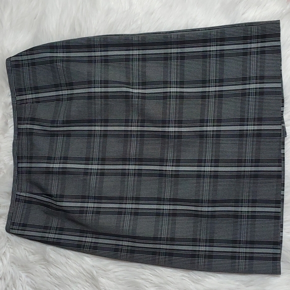 Plaid Skirt outfit - Picture 6 of 8